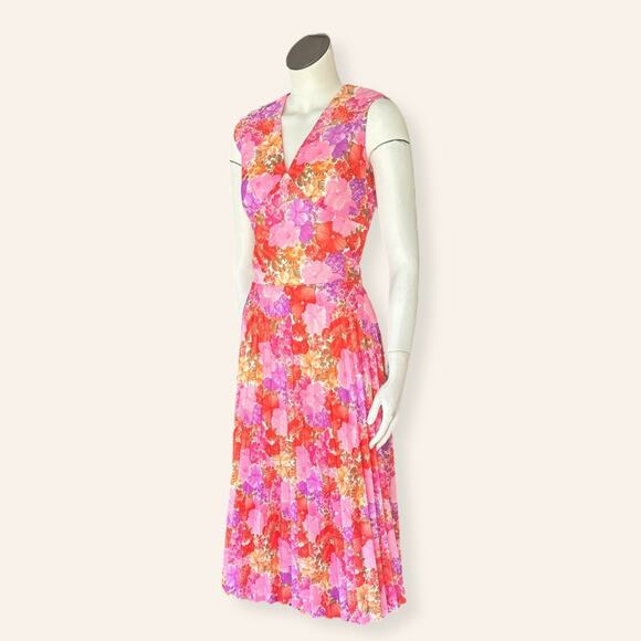 VTG Sleeveless V Neck Pink / Orange Floral Pleated Fit & Flare Midi Dress Size 6 - Picture 4 of 7